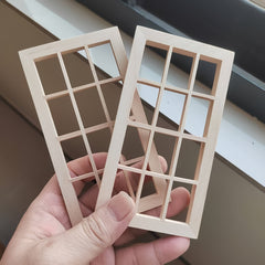 Mini Twelve Grid Window for Dollhouse Decoration