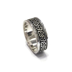 Celtic Knot Minimalist Ring