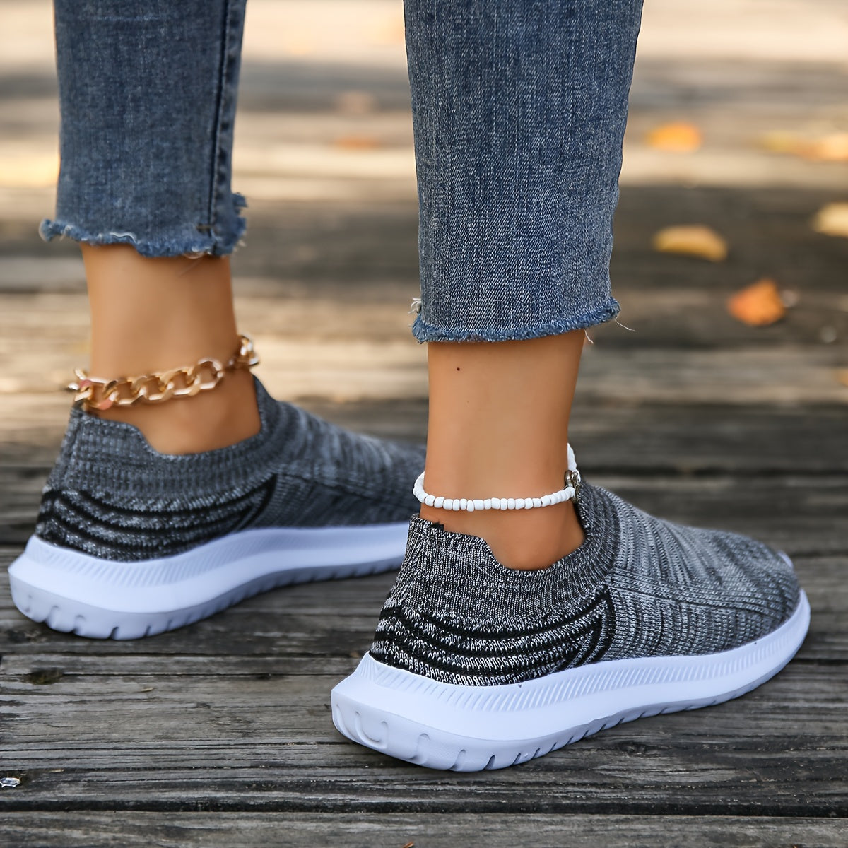 Women's Knit Breathable Mesh Athletic Running Shoes Slip on Walking Shoes