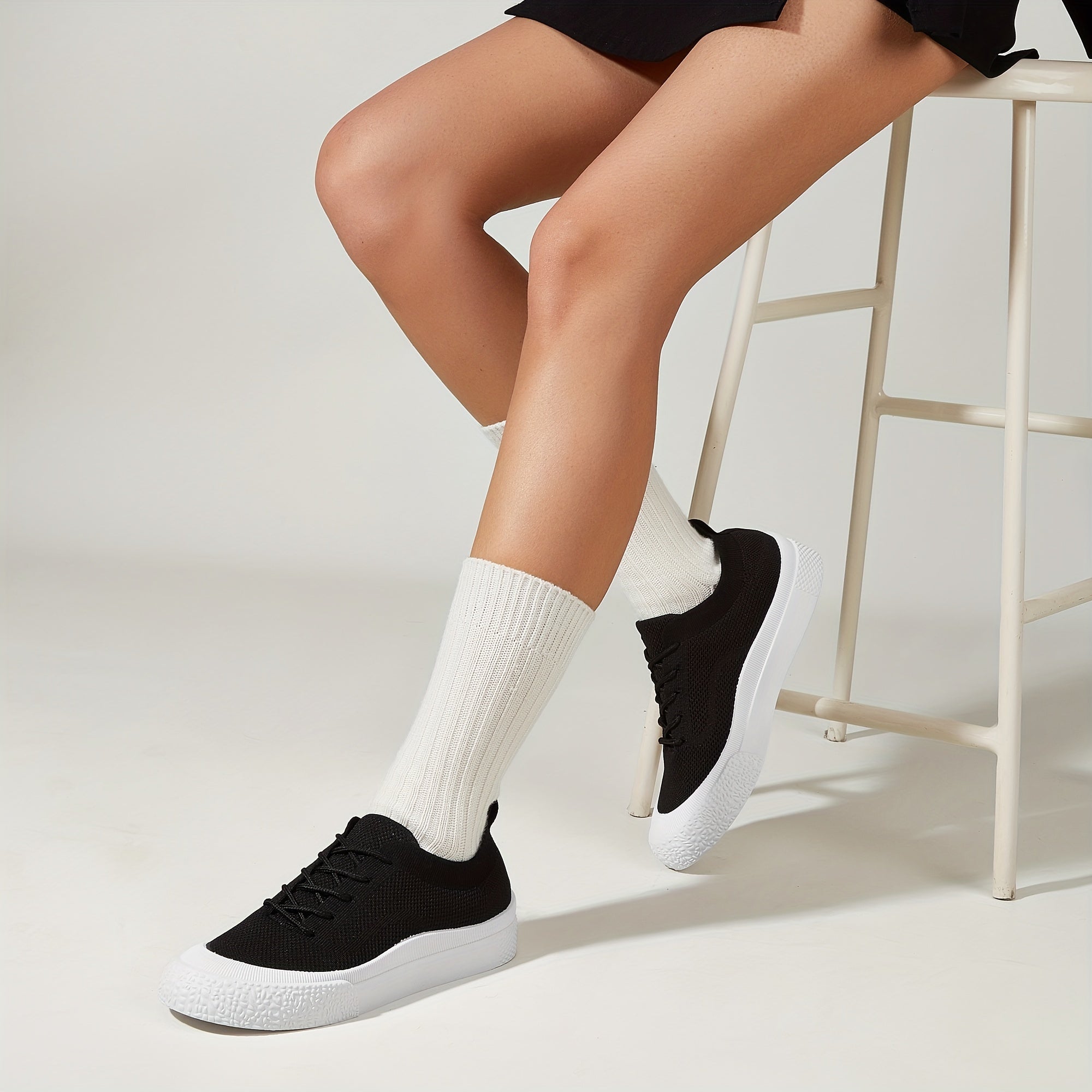 Women's Breathable Knit Sneakers Low Top Lace Up Shoes