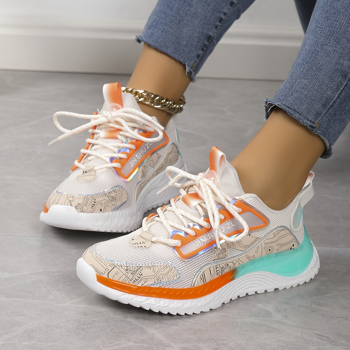 Women's Lace-up Mesh Running Shoes Outdoor Athletic Sneakers