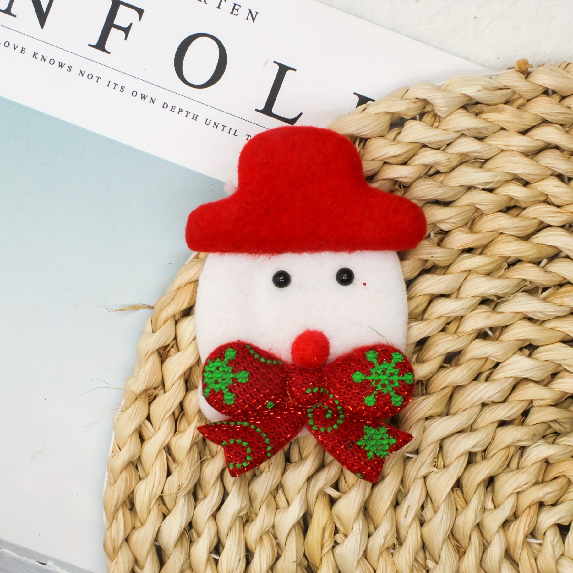 Christmas Snowman Plush Doll Decoration for Festive Room Window Decor