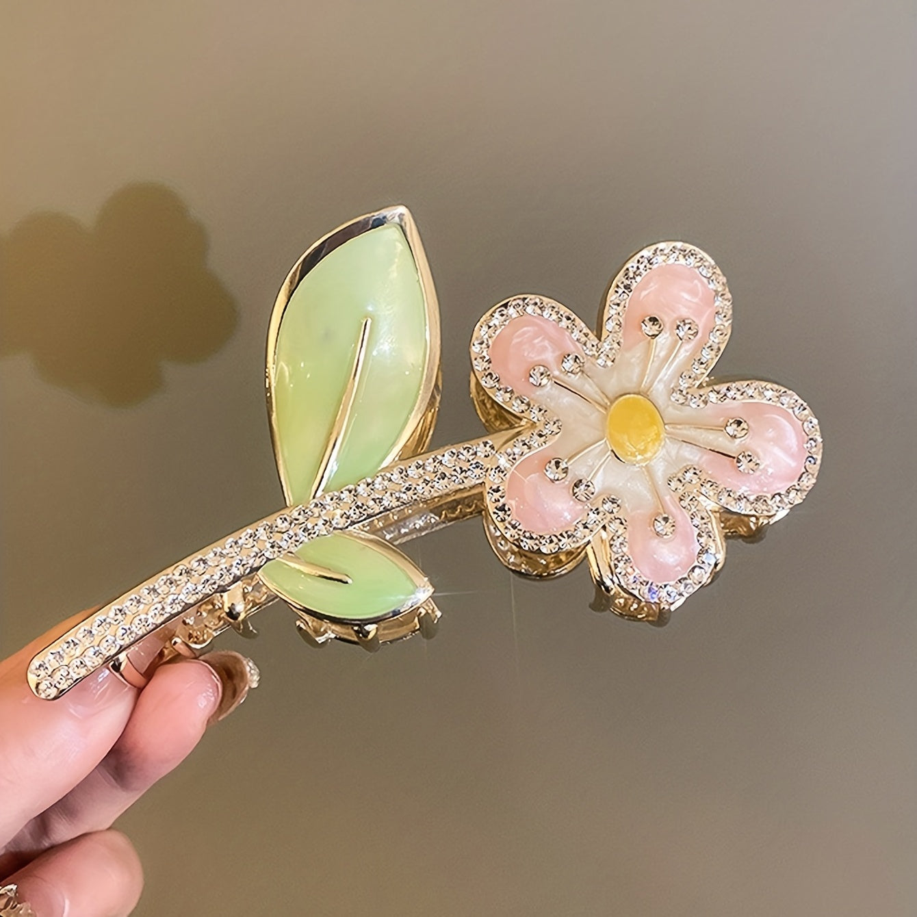 Enamel Flower Hair Claw Shark Claw Ponytail Holder Hair Accessories
