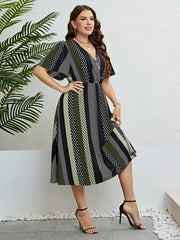  Colorblock & Geometric Print Butterfly Sleeve Maxi Dress