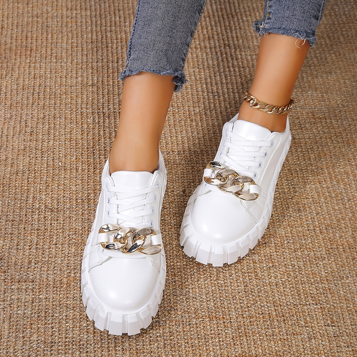 Women's Metallic Chain Decor Platform Sneakers Casual Lace Up Outdoor Shoes