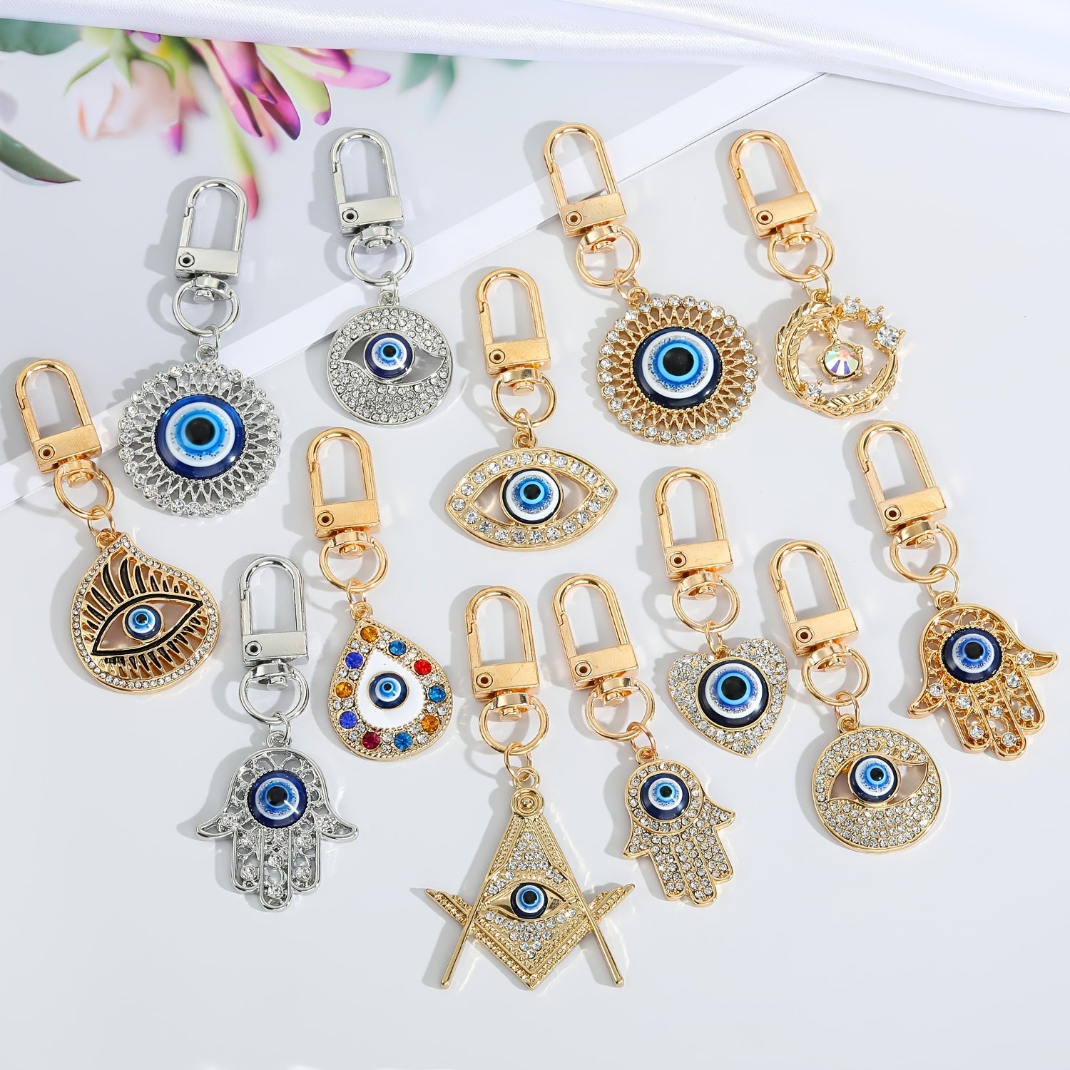 Bling Heart Eye Evil Eye Keychain Key Ring for Bag Car Earphone Case