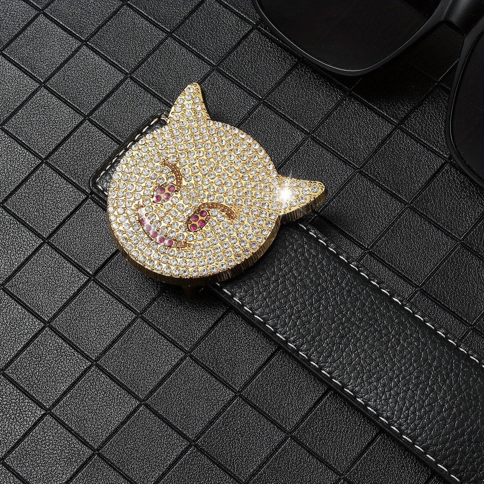 Men's Rhinestones Cat Buckle Belt Hip Hop Style