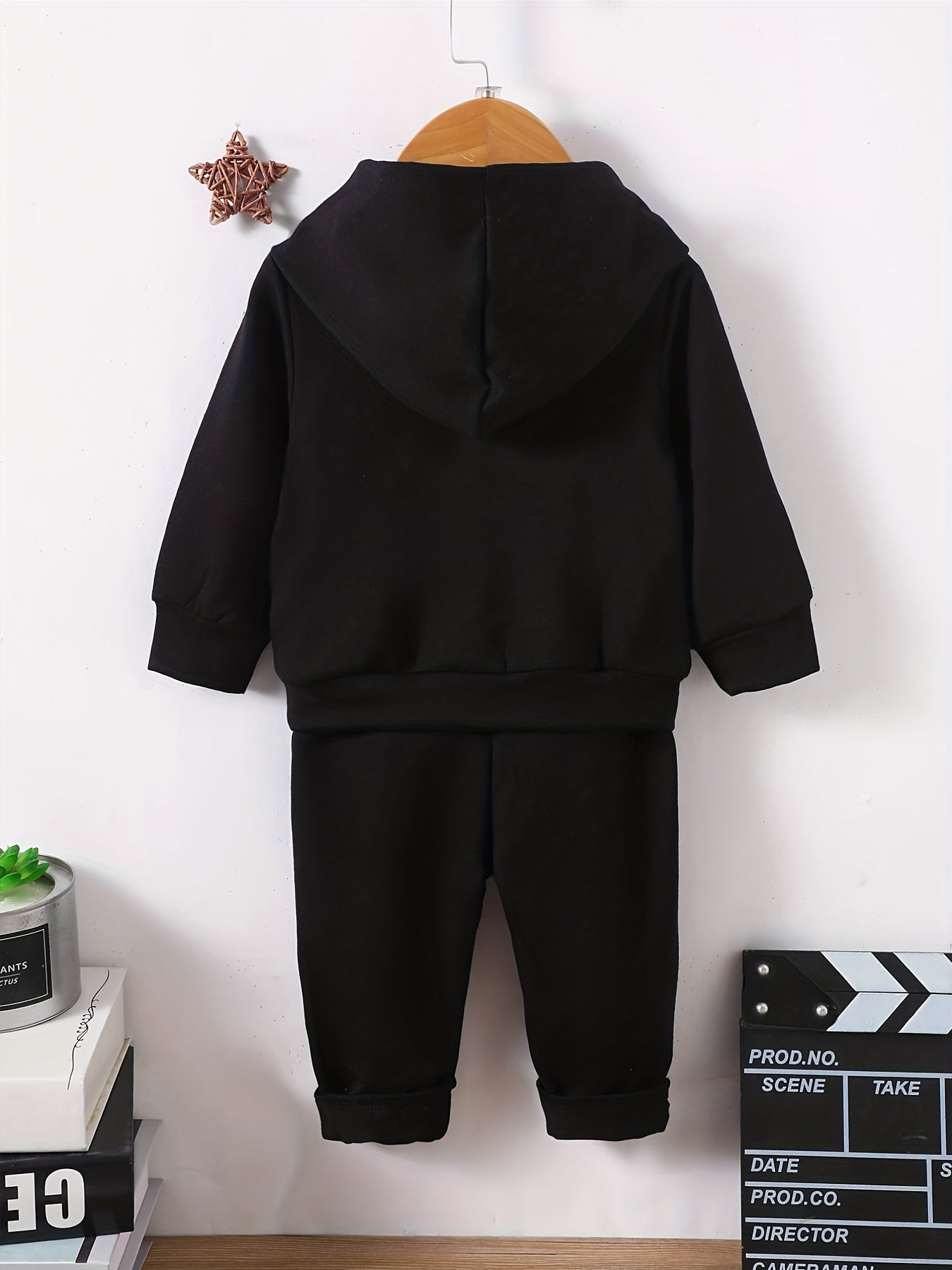 Boy's Cartoon Face 2pcs Hoodie & Sweatpants Set