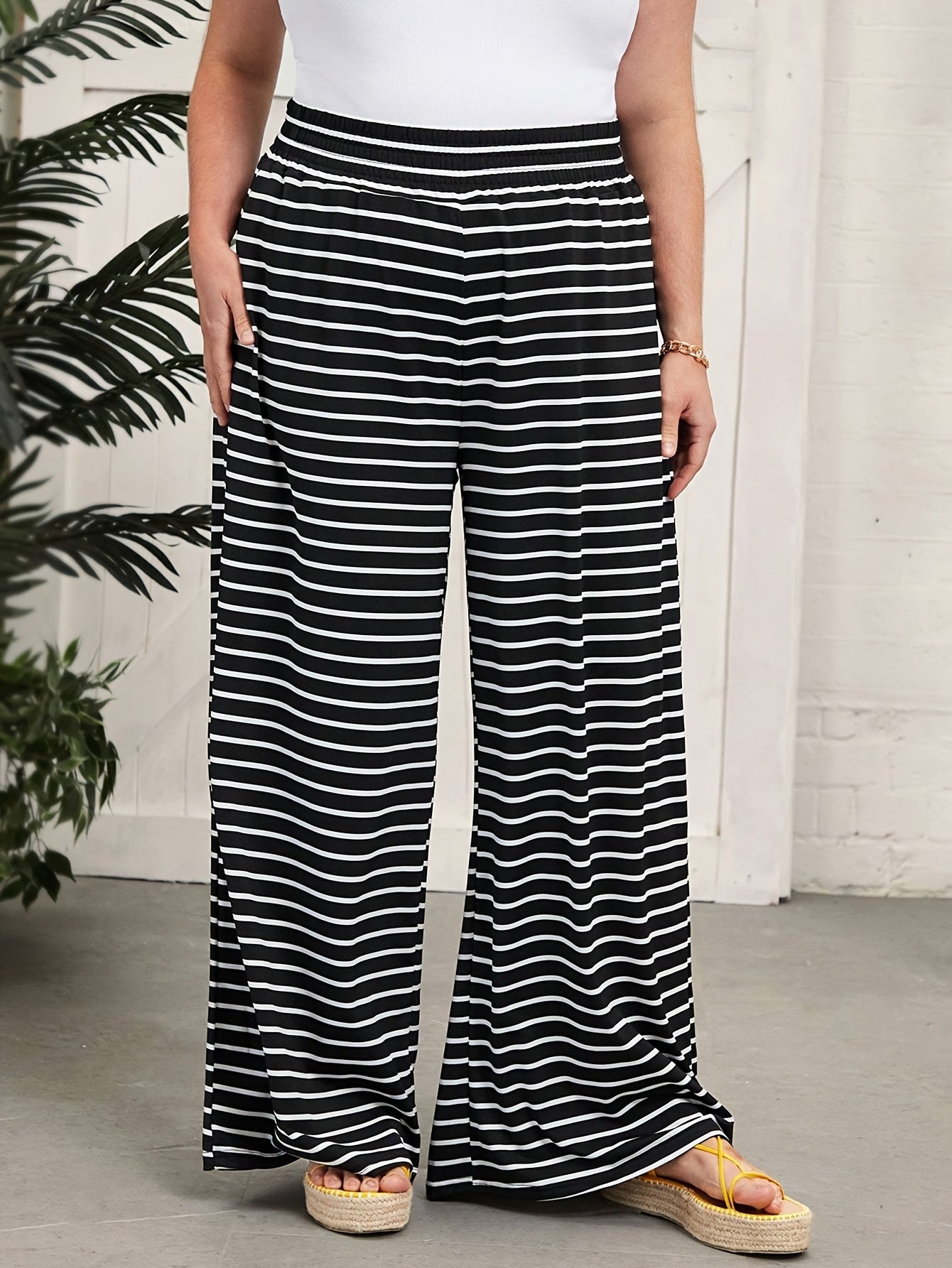  Striped Print High Waist Wide Leg Trousers
