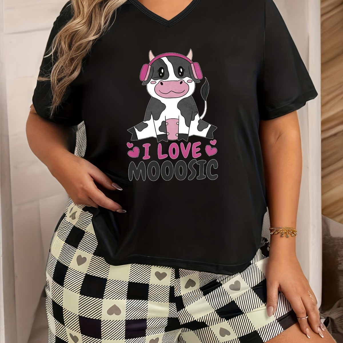 Floral & Cow Print Plus Size Short Sleeve V Neck Loungewear Top