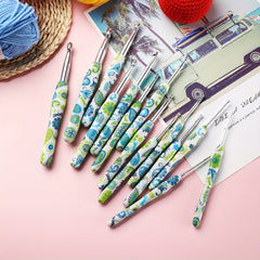 1pcs Floral Printed Crochet Hook 2 25mm B 10mm N Ergonomic Soft Grip Handle