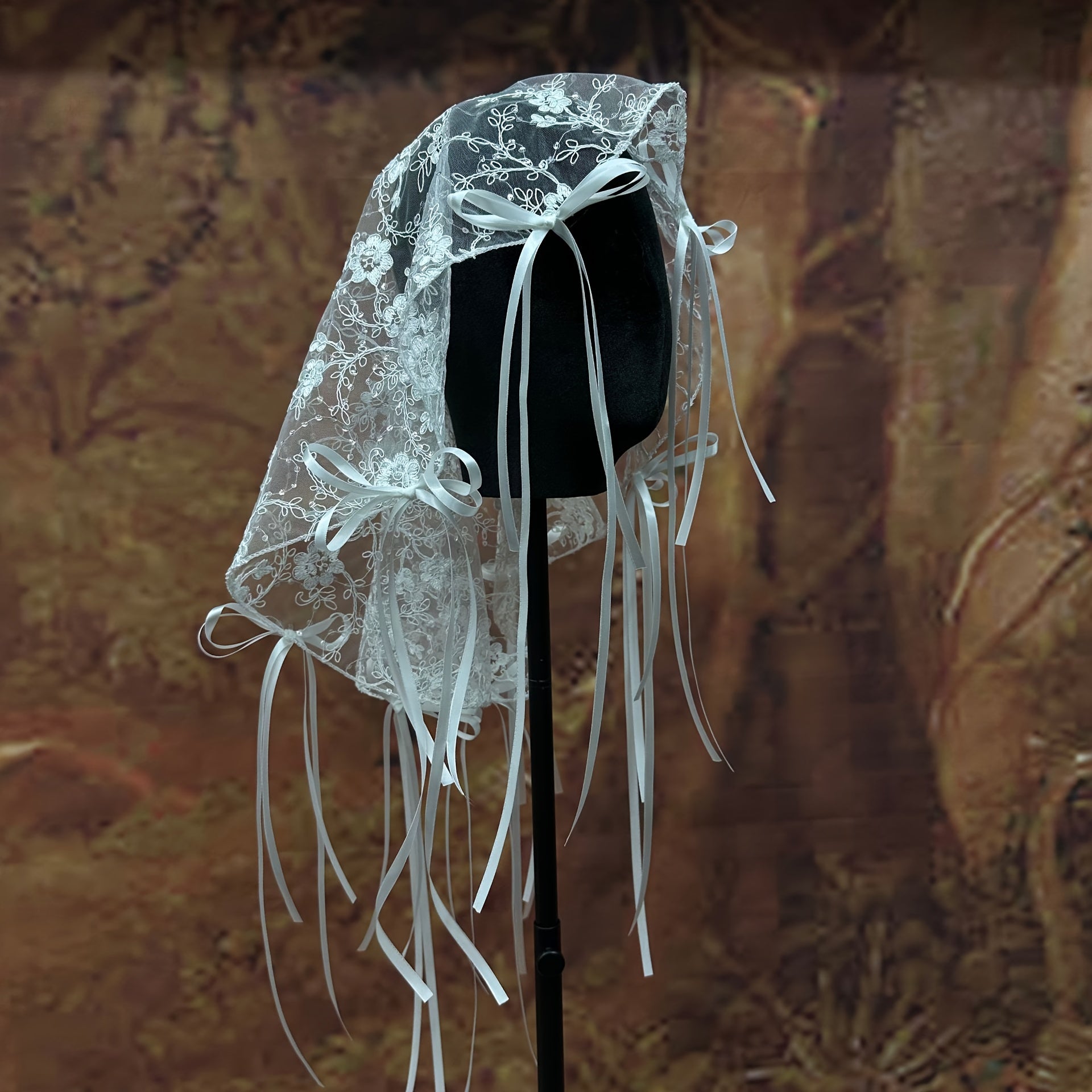 French Style Lace Veil Headpiece for Bridal Photoshoots