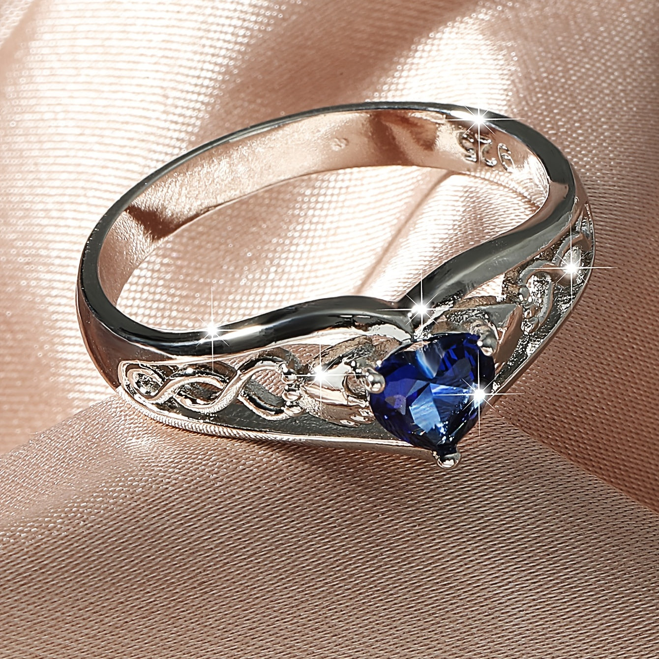Heart Shaped Zircon Copper Ring for Women
