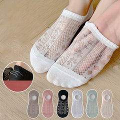 Kids Boat Socks: 5 Pairs Argyle or 6 Pairs Maple Leaf Style