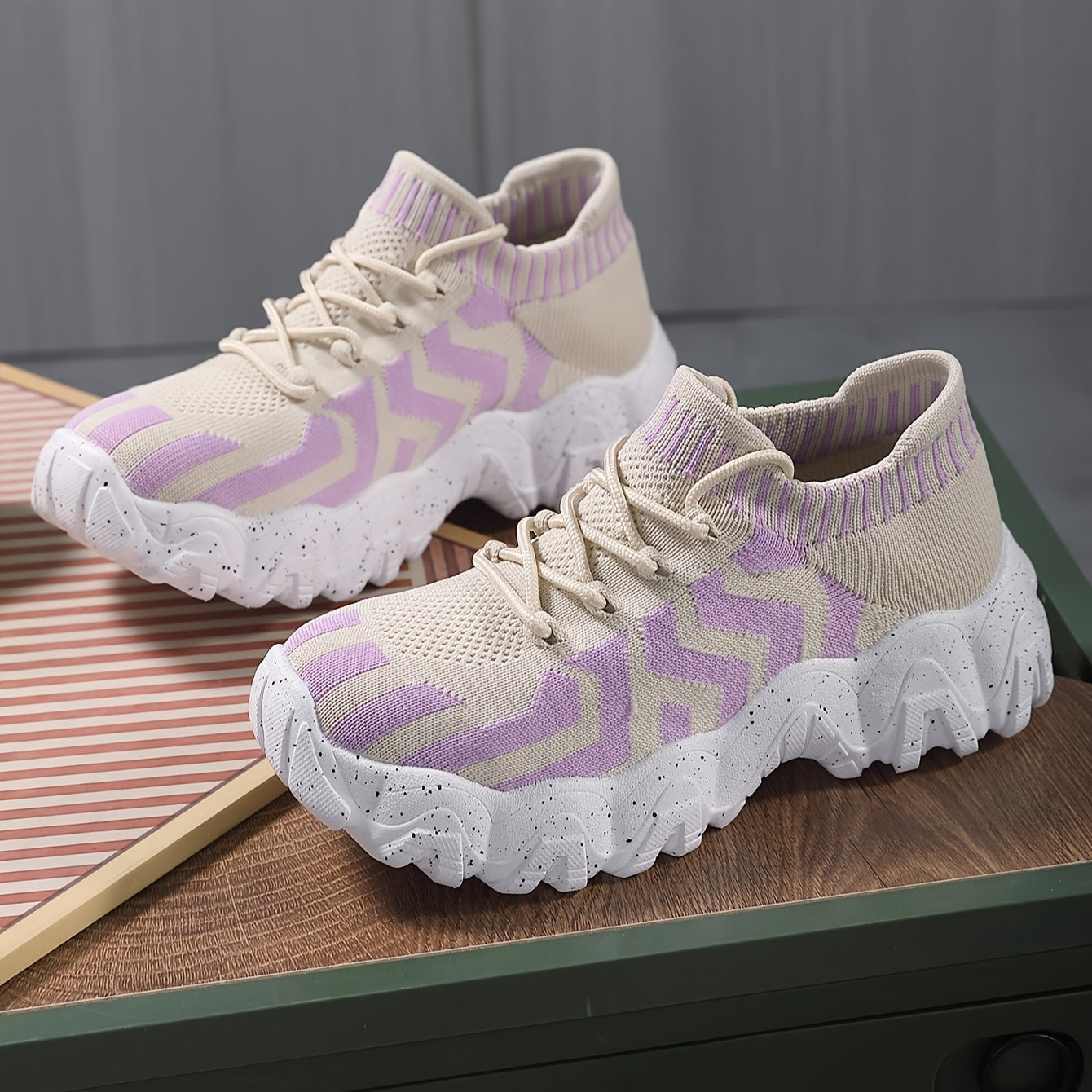 Women's Thick Sole Mesh Casual Platform Sneakers Lace up Sports Shoes