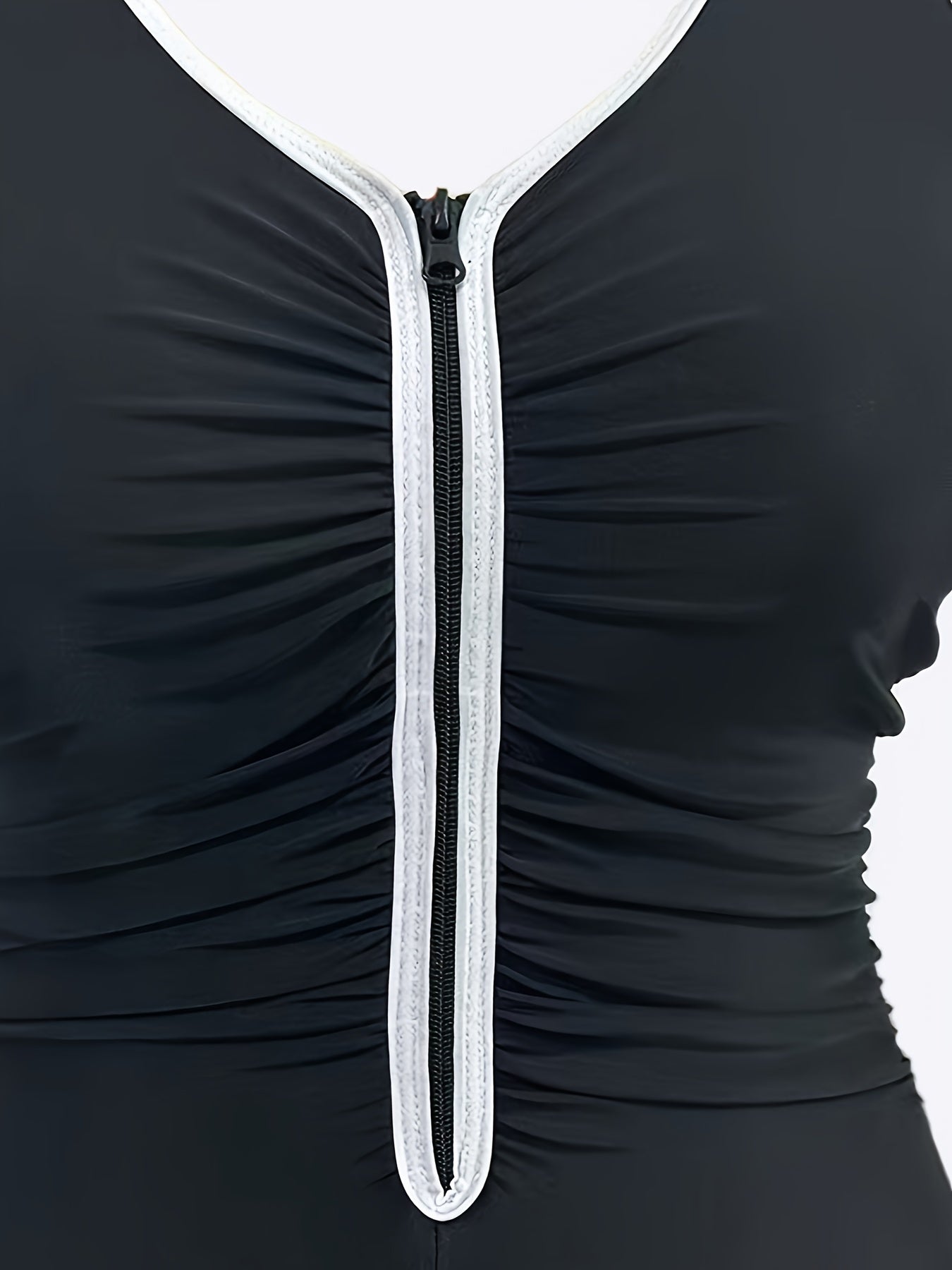 Sporty Plus Size Swimsuit Zipper Front Ruched One Piece Bathing Suit