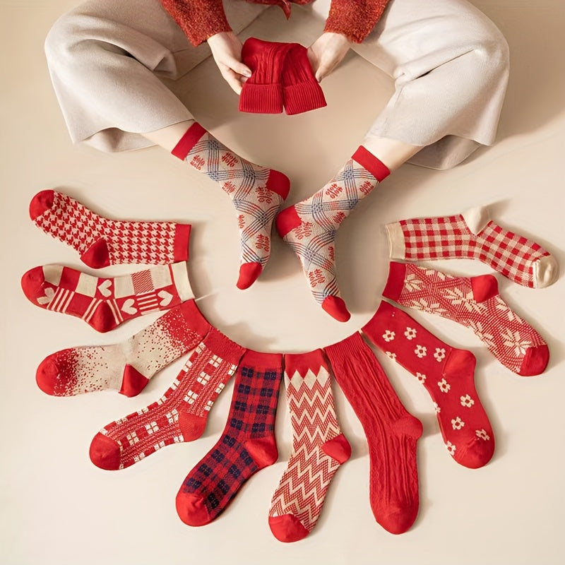 Geometric Pattern Mid Tube Socks