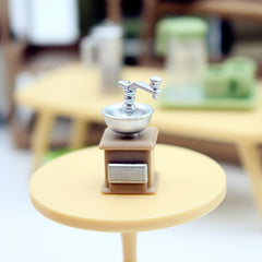 1:12 Scale Vintage Coffee Grinder Kitchen Ornament ABS Material