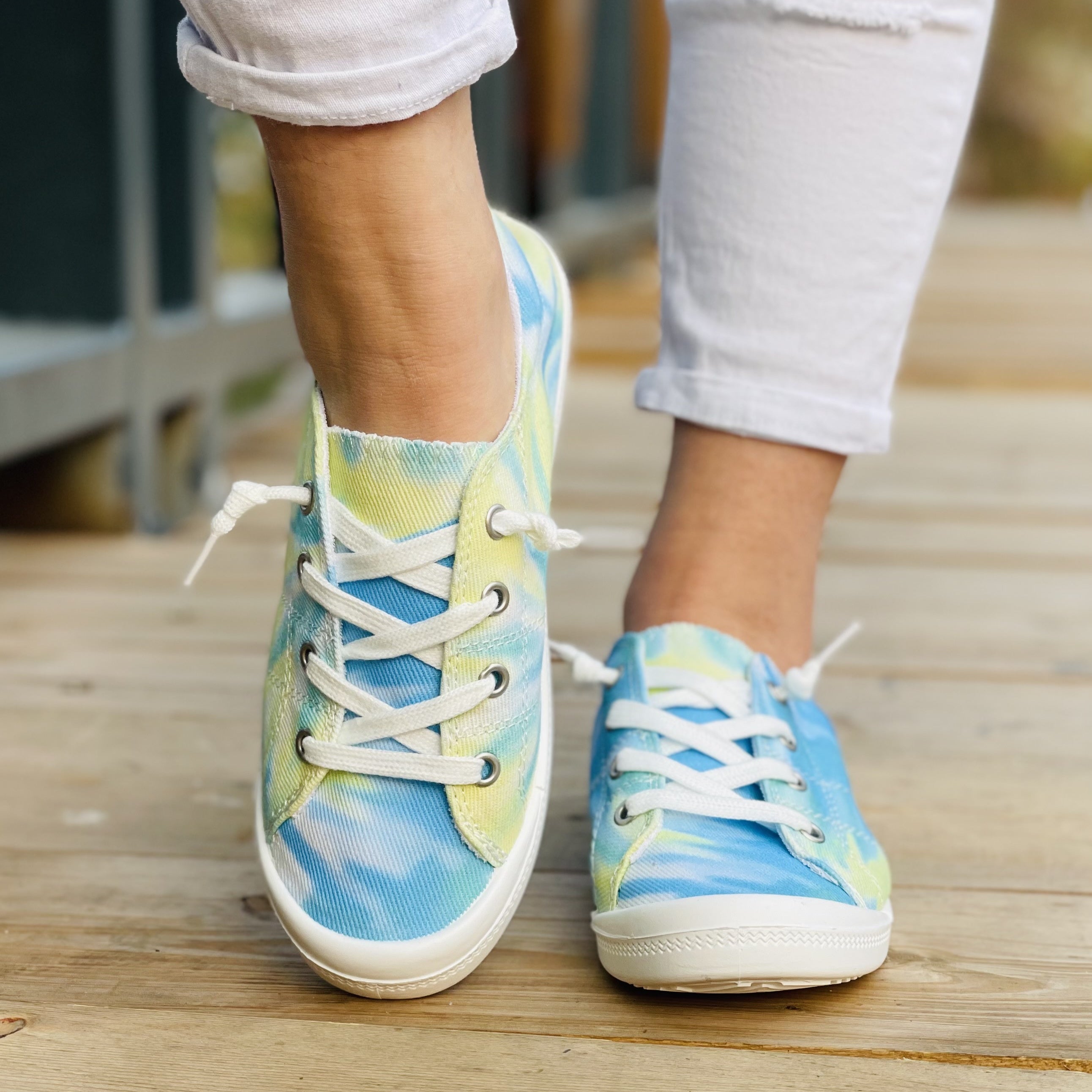 Tie Dye Low Top Flat Shoes Casual Lace Up Canvas Lightweight Walking Sneakers