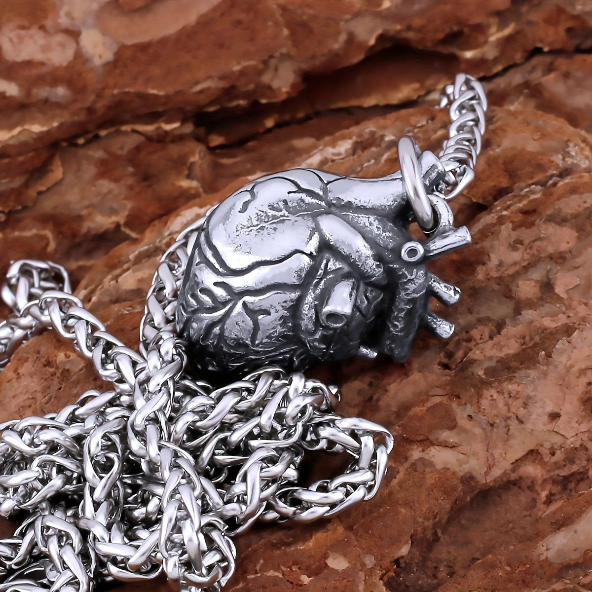 img_5676975