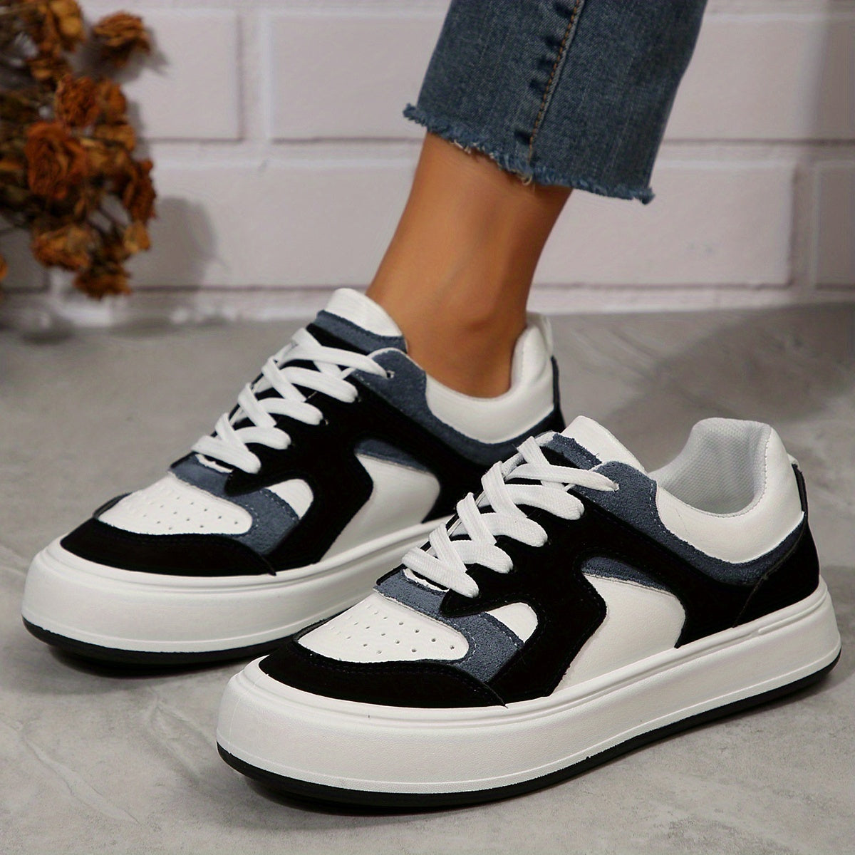Women's Classic Sports Sneakers Casual Platform Flat Shoes