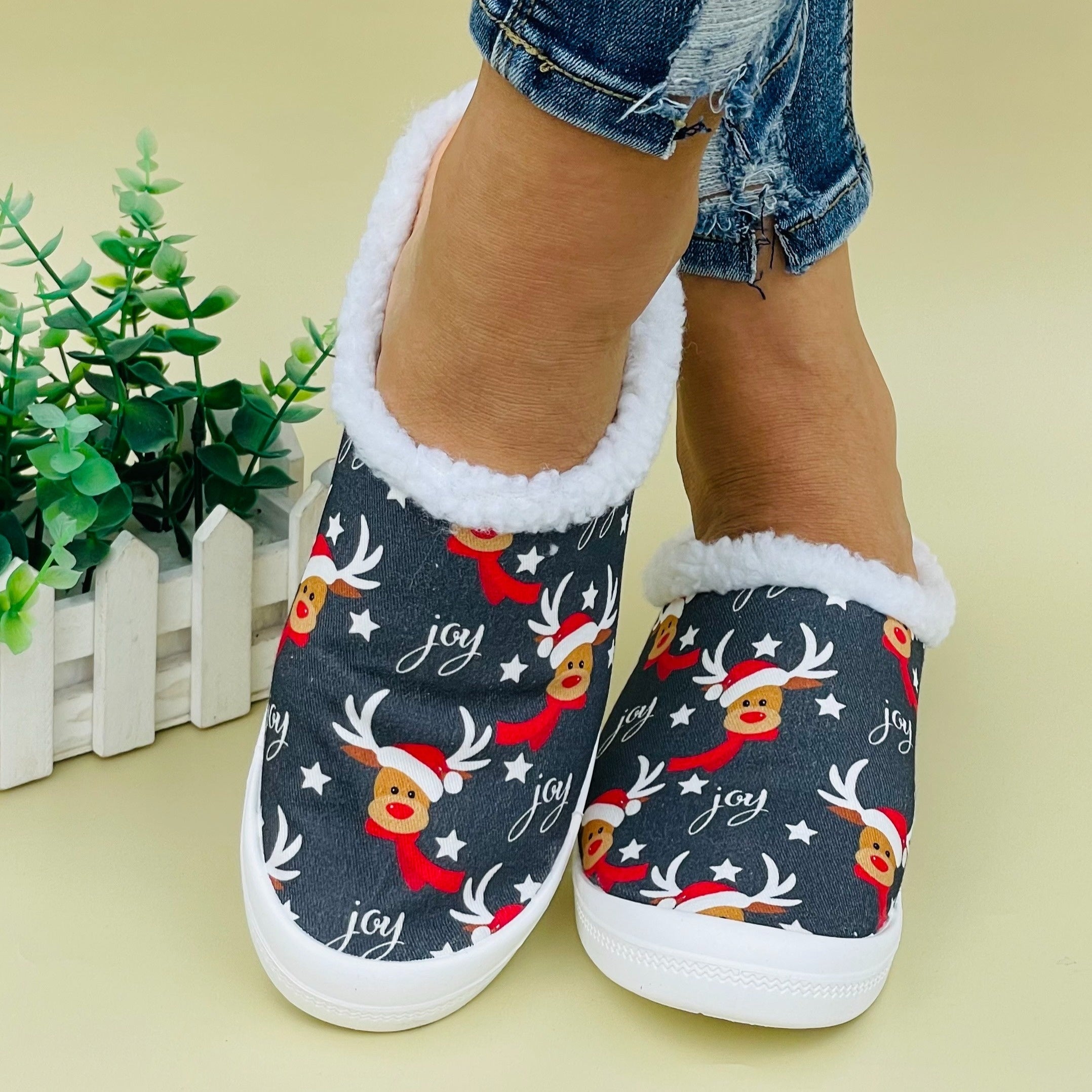 Women's Winter Deer Slip-On Walking Shoes Lightweight Gray