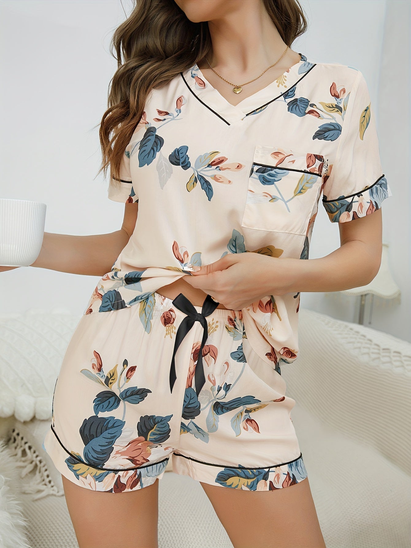 Floral Print Pajamas Set Short Sleeve V Neck Top & Shorts