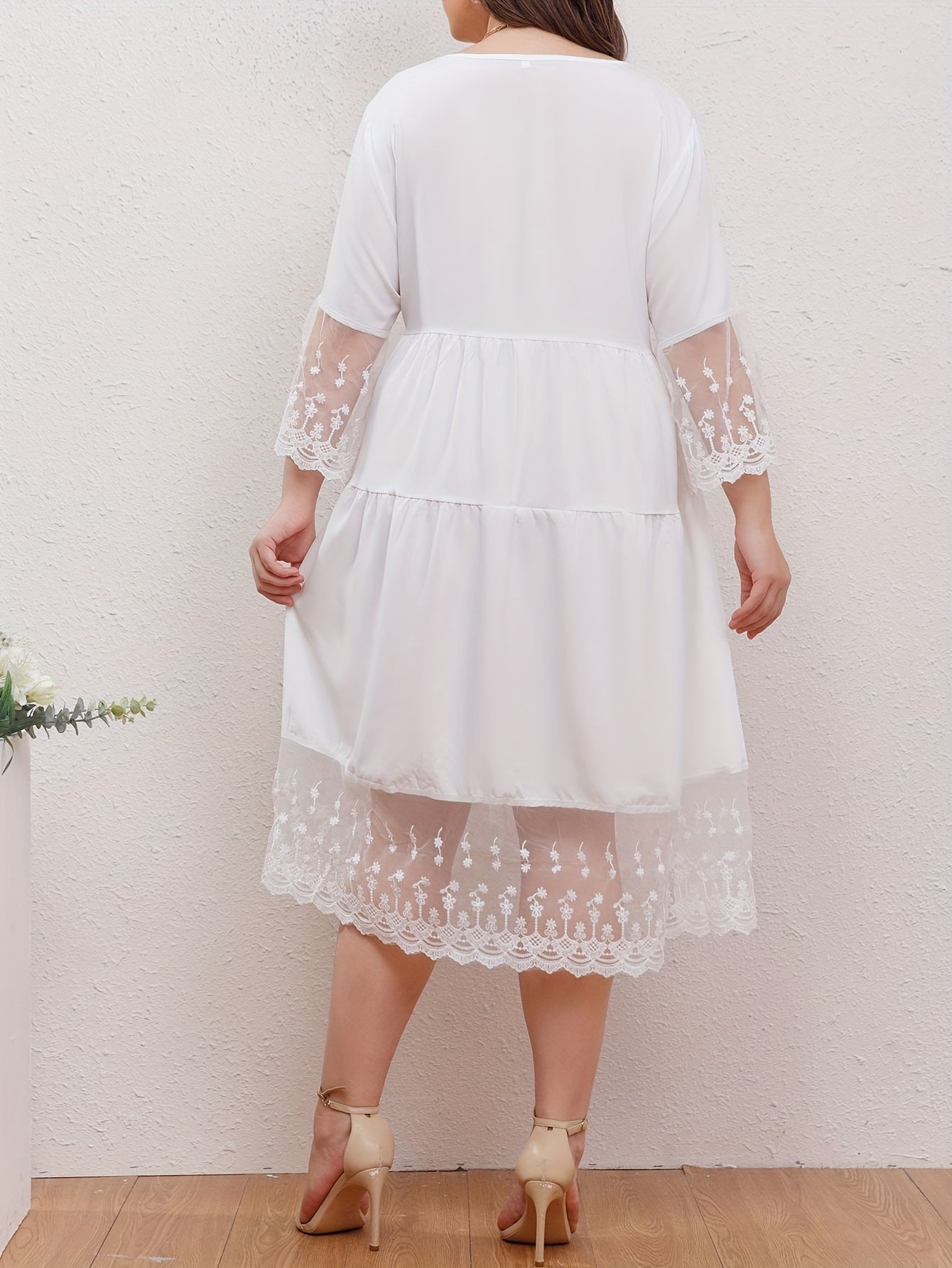  Solid Lace Floral Trim Casual Dress