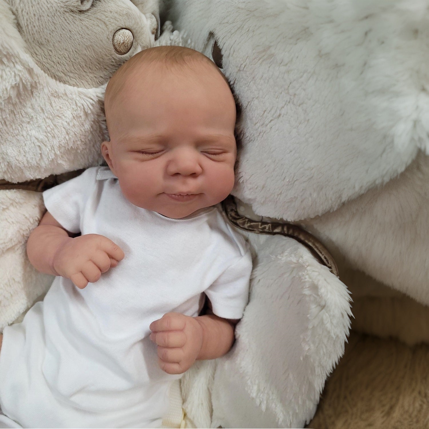 Realistic Reborn Baby Doll Soft Vinyl Body Sweater Dress Sleeping Pose Bath Toy