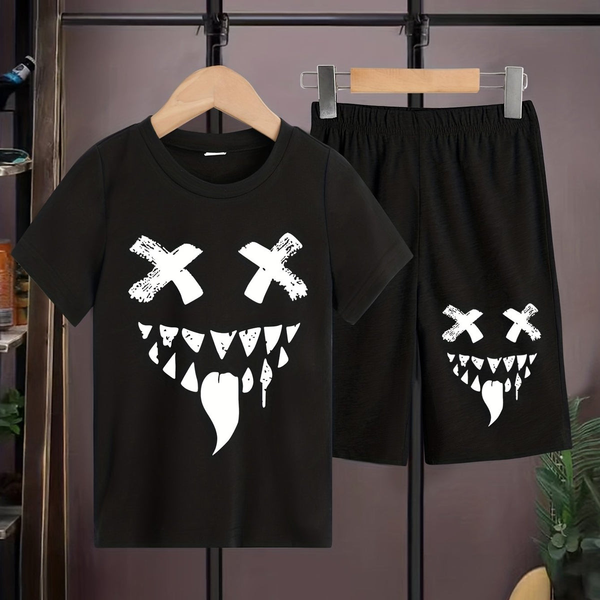 Boy's Funny Face Pattern 2pcs T shirt & Shorts Set Halloween Style Outfits