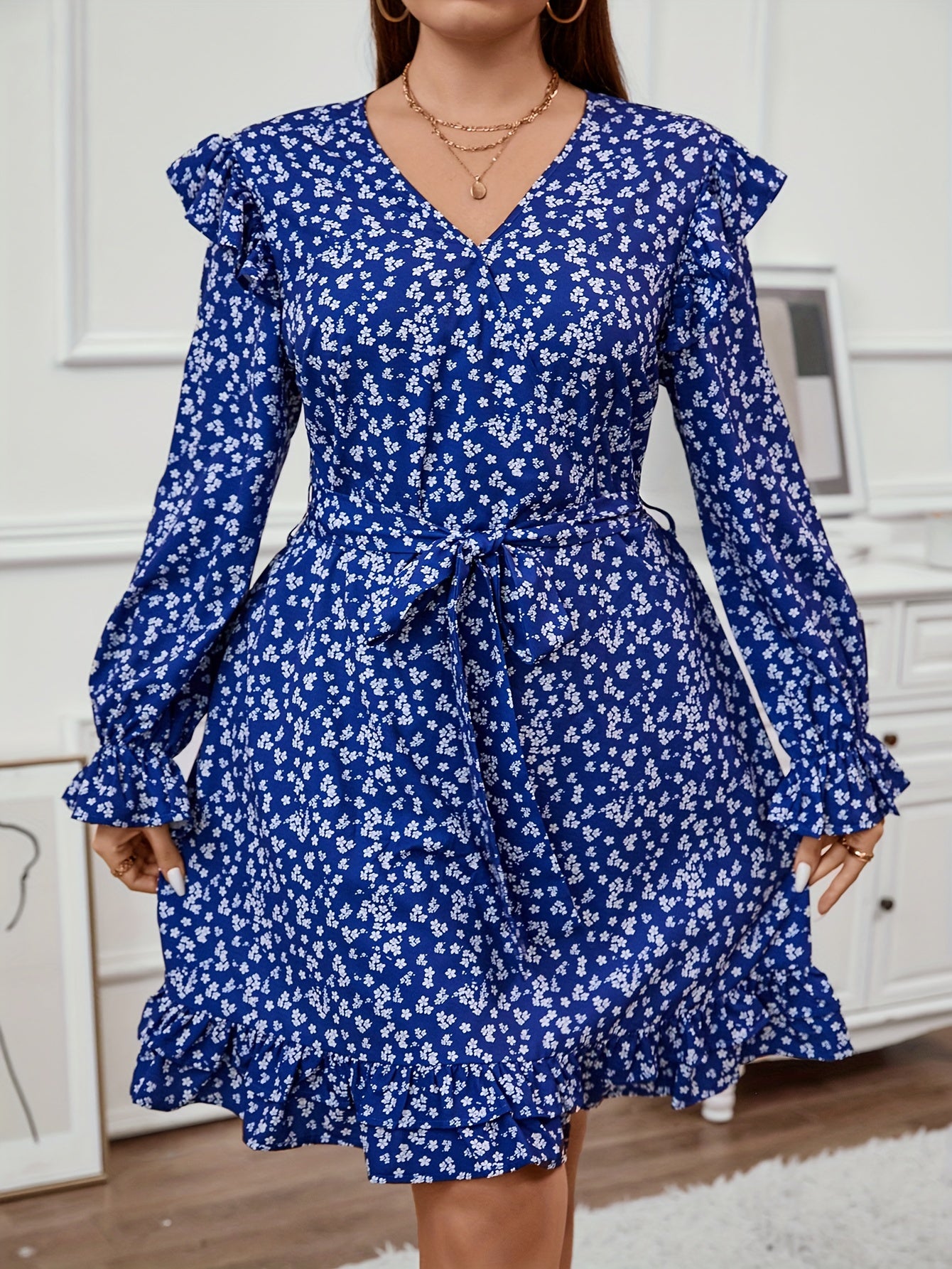  Ditsy Floral Print Long Sleeve V Neck Ruffle T