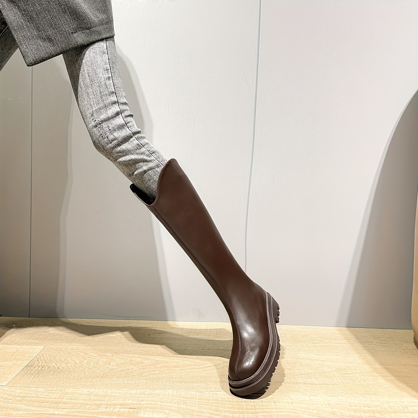 Women's Platform Knee High Boots Solid Round Toe Back Zip Long Boots