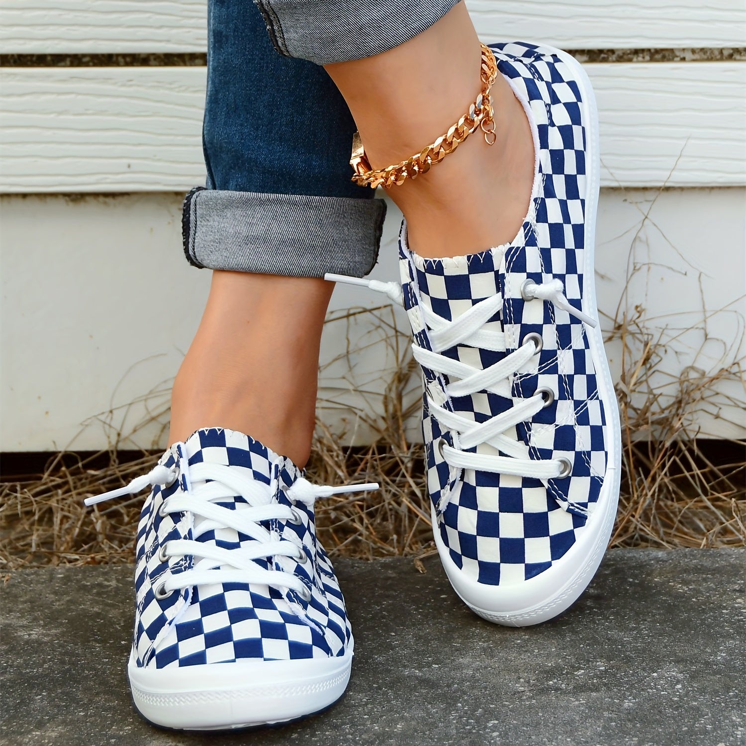 Checkerboard Pattern Lace Up Walking Shoes for Women
