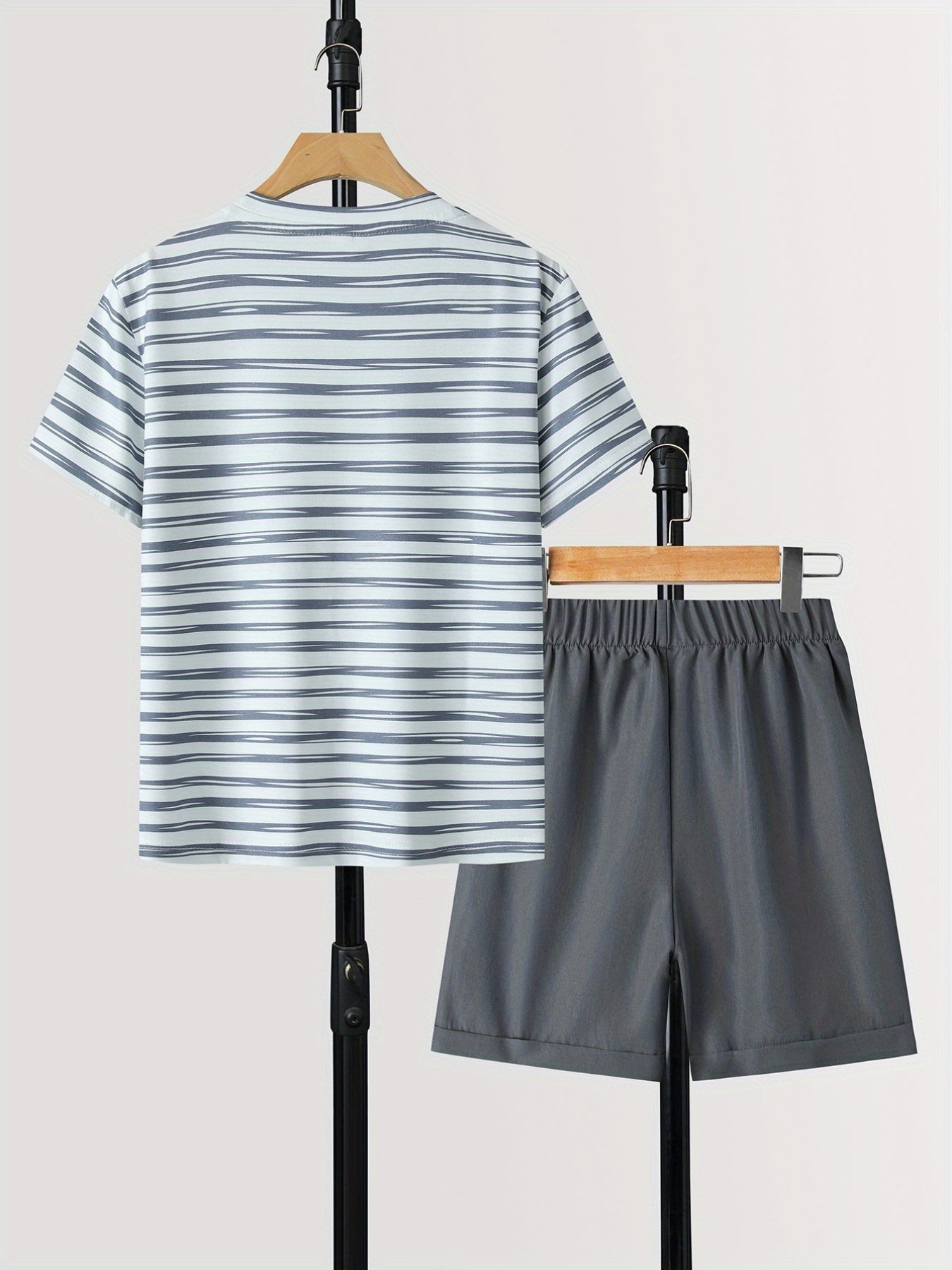 Boys Striped Sunglasses Graphic Print T shirt & Shorts Set for Summer