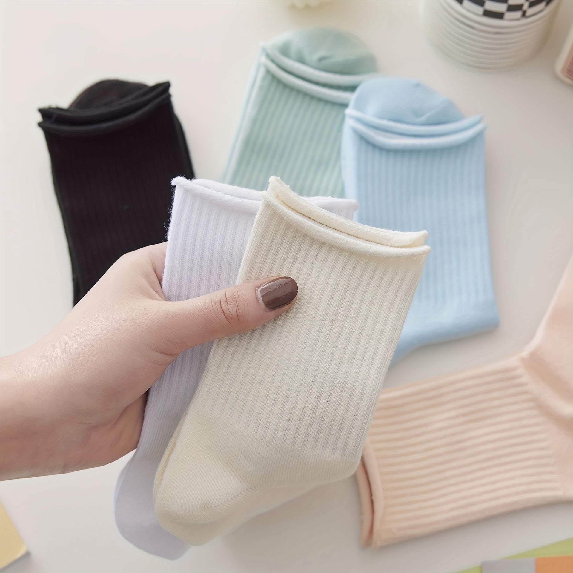 6 Pairs Solid Mid-Tube Curling Socks for Women