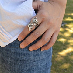 Vintage Leaf Design Finger Ring Jewelry