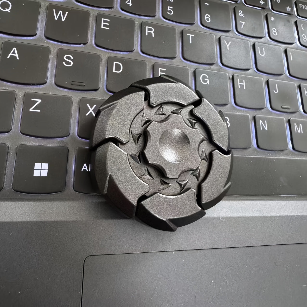 Magnetic Spinning Top for Fun & Stress Relief
