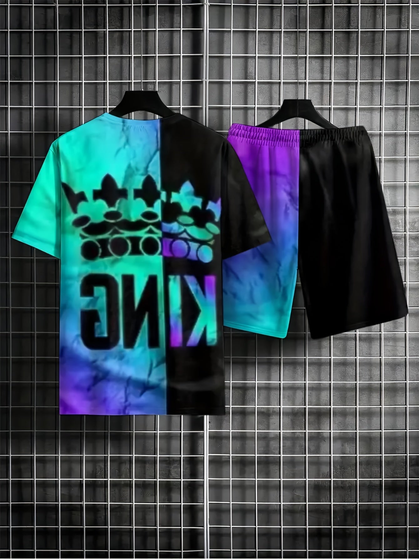 2pcs Men's Block & King Print T-shirt & Stretch Shorts for Outdoor