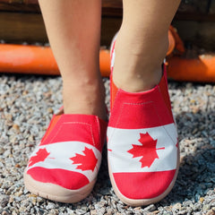 Women's Red Maple Leaf Print Canvas Slip-On Shoes Lightweight Sneakers