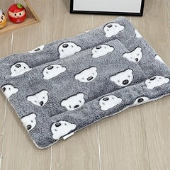 Pet Blanket for Cats and Dogs Winter Warmth