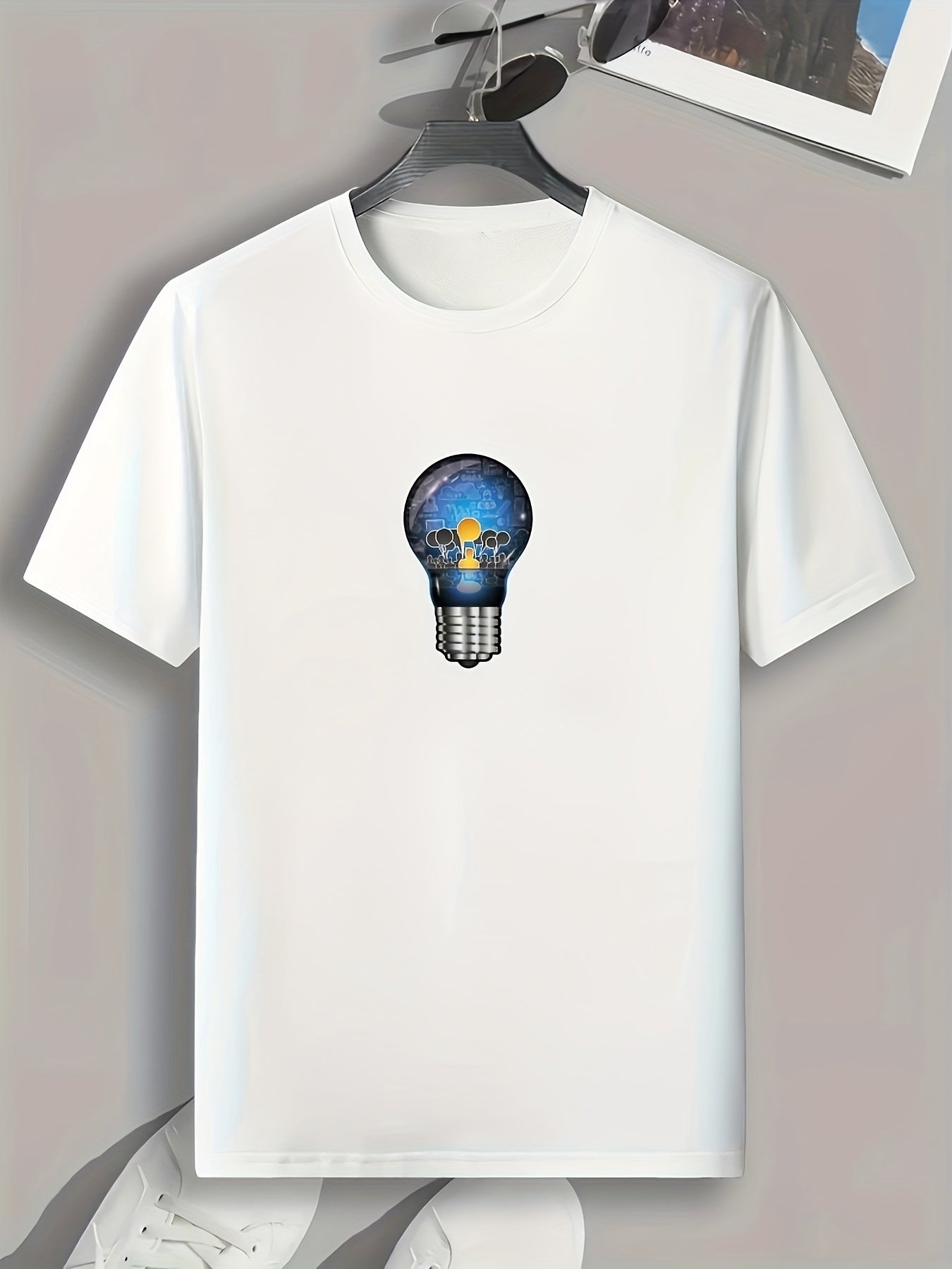 Light Bulb Print Men's Comfy T shirt Active Slightly Stretch Tee