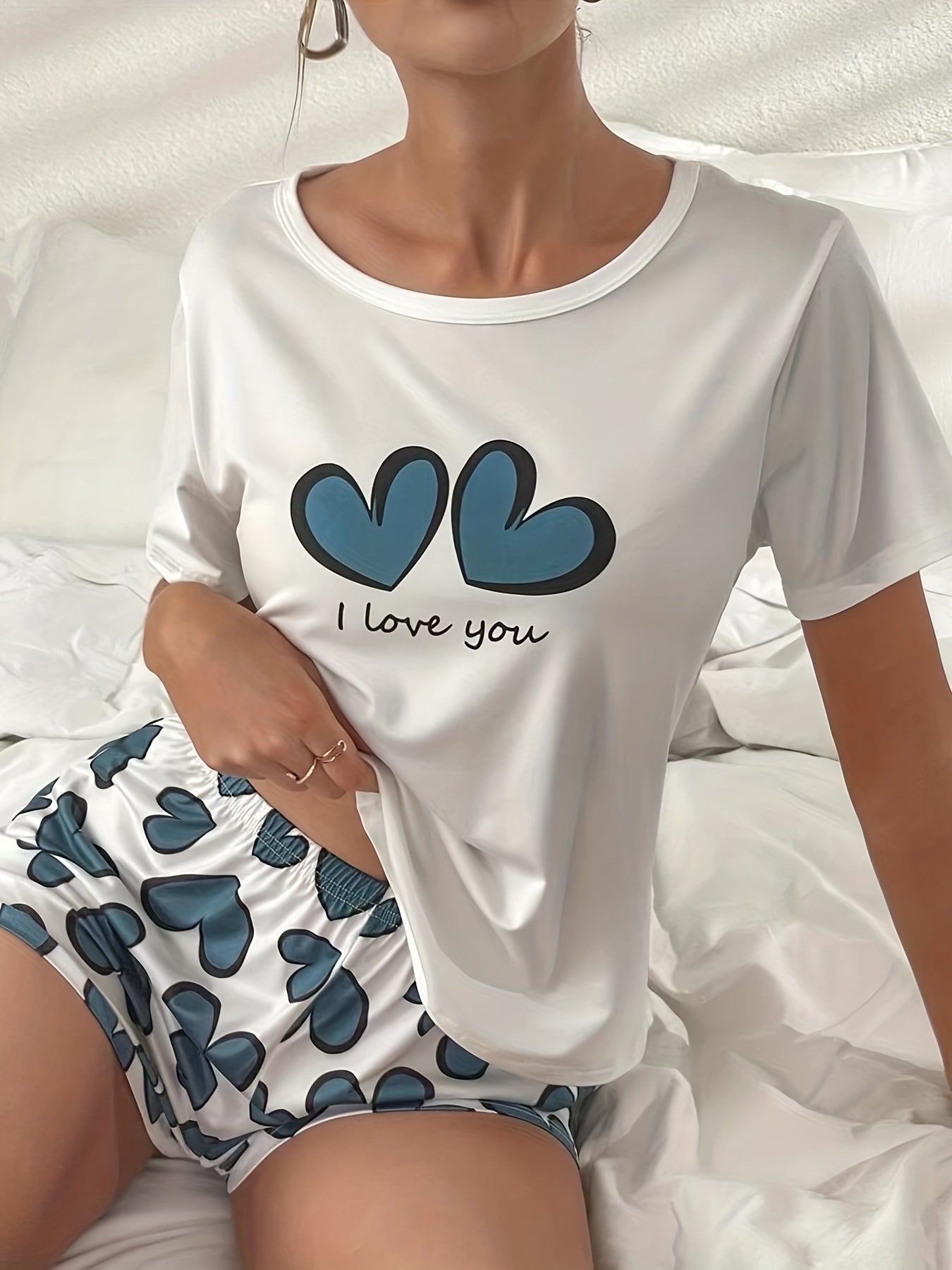 Heart Print Pajama Set Short Sleeve Top & Shorts Women's Sleepwear