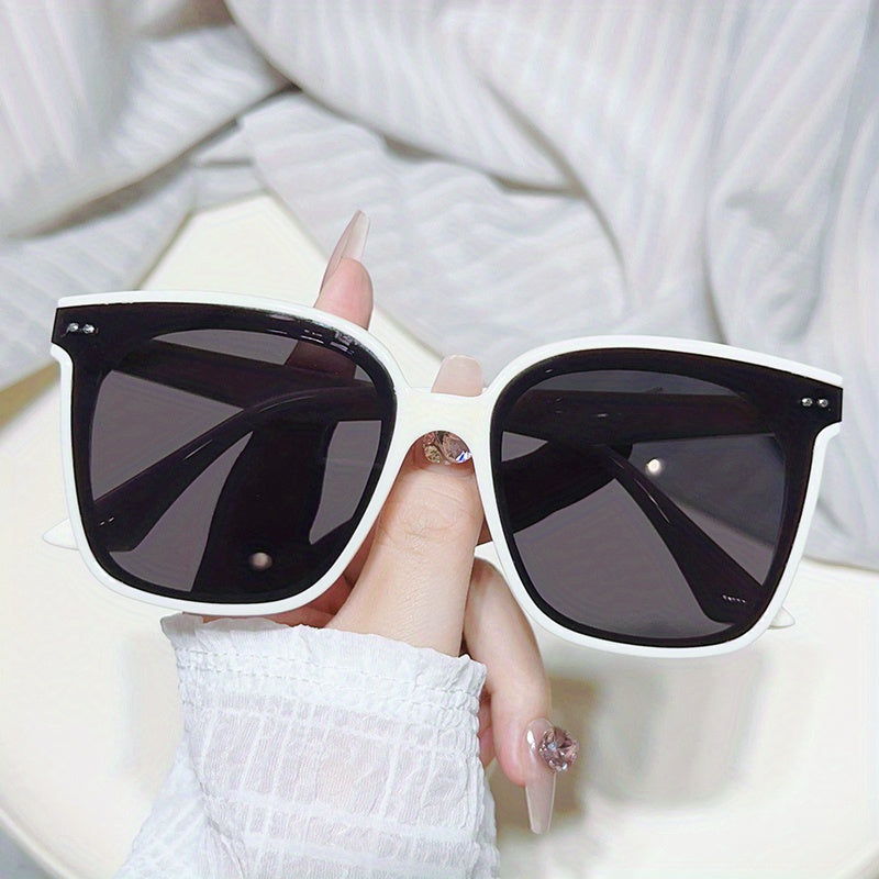 Square Sunglasses Rivet Anti Glare UV400 Sun Shades