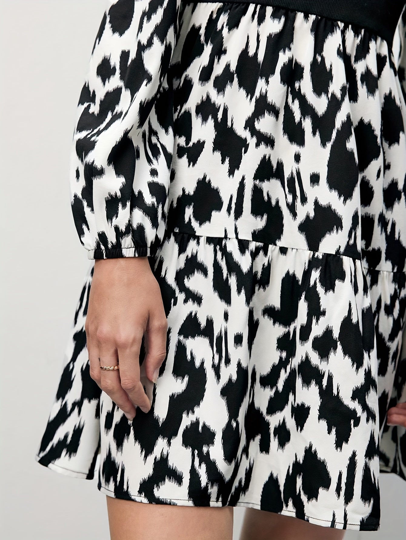  Colorblock Leopard Print Lantern Sleeve V Neck Smock Dress