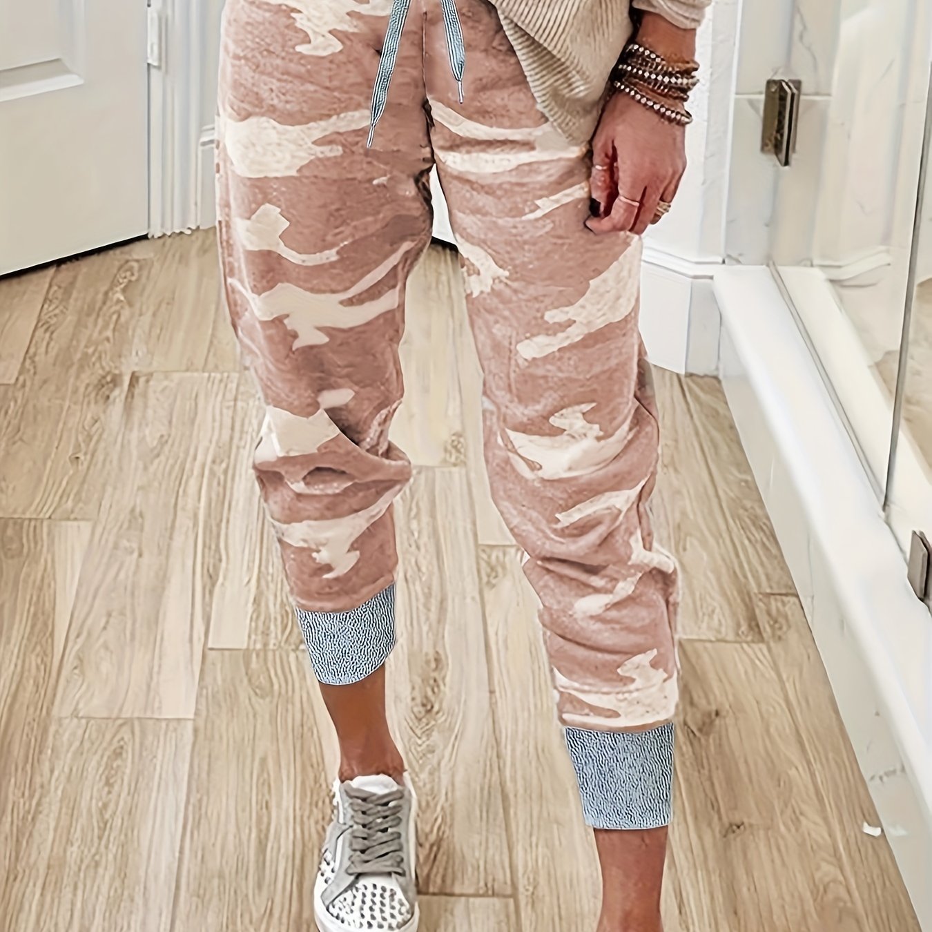 Women's Plus Camo Drawstring Elastic High Rise Jogger Trousers