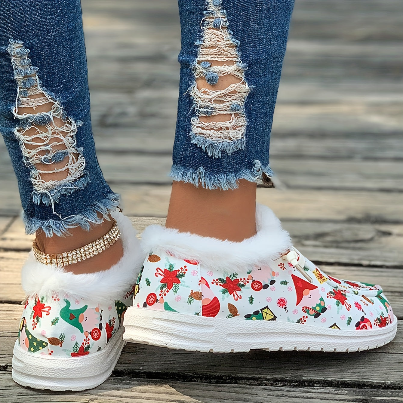 Women's Christmas Tree Snow Boots - Warm & Comfortable