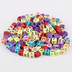 100pcs Colorful Letter Acrylic Beaded Accessory