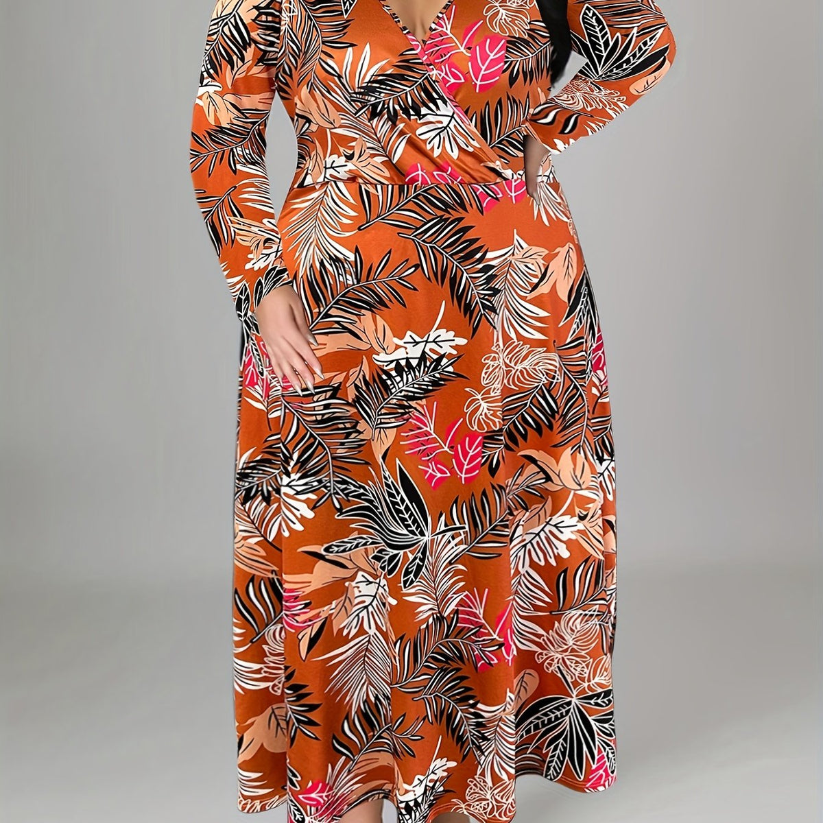 Plus Size Leaf Print Long Sleeve Maxi Dress