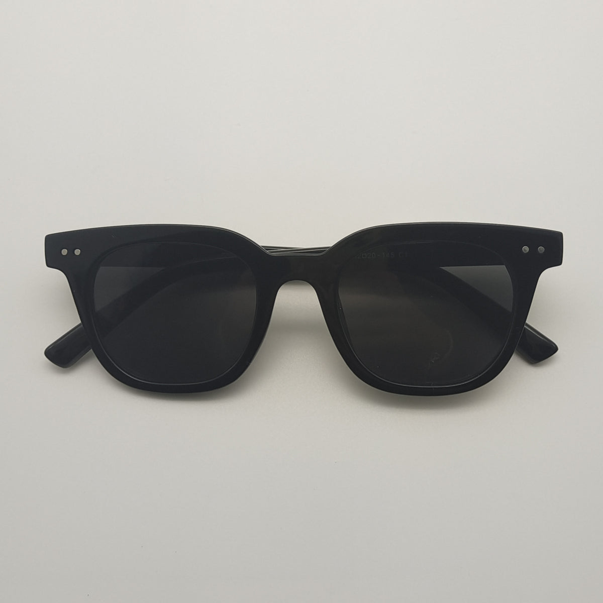 Men's UV Resistant Sunglasses for Holiday Outdoor Beach