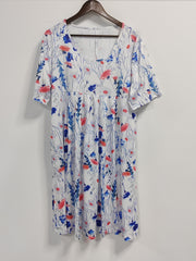 Plus Floral Print Short Sleeve Round Neck Dress With Pockets